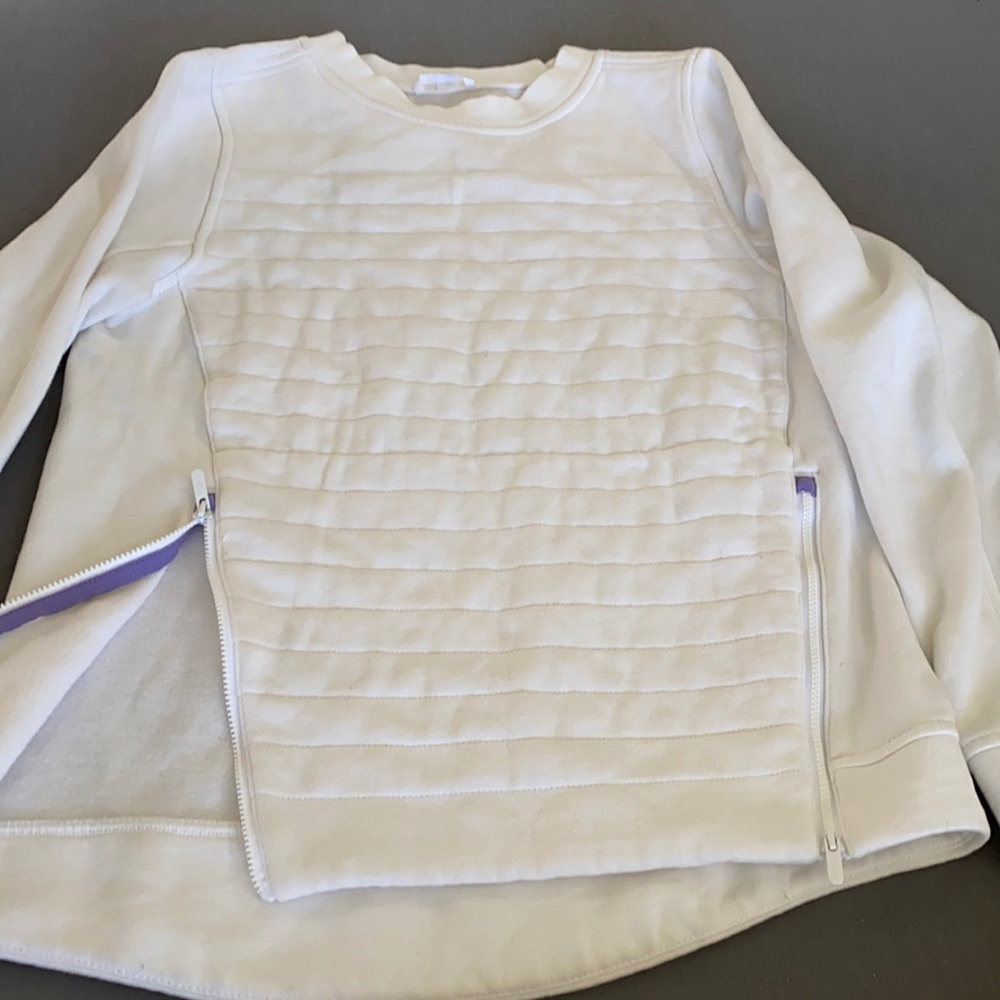 Lululemon sweatshirt size 4